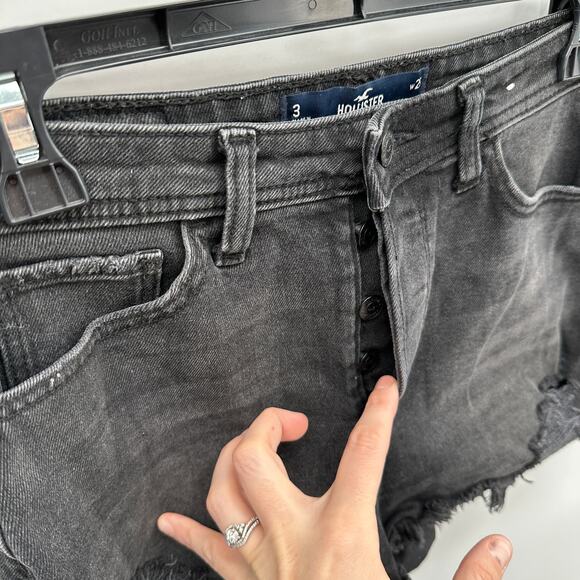 Hollister Button Fly Curvy Ultra High Black Mom Denim Shorts 3" //26 - Picture 4 of 7